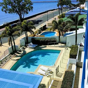 Pier One Aparthotel Urangan